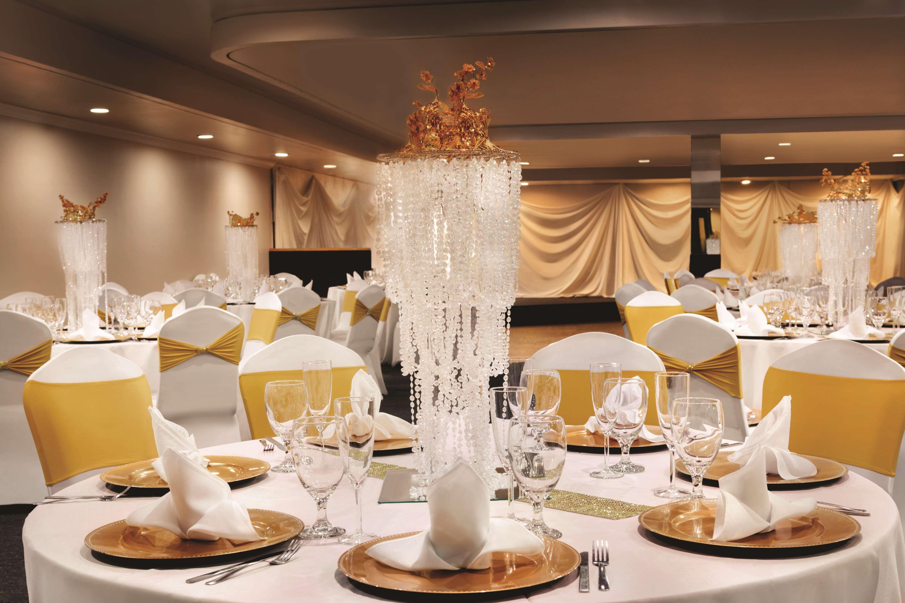 Radisson Hotel Charlotte Airport Ngoại thất bức ảnh